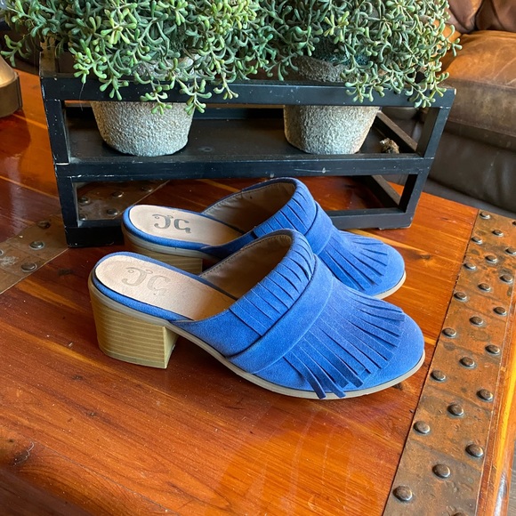 Clogs - Picture 7 of 7